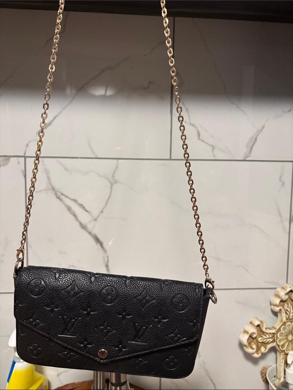 Black Embossed Leather Crossbody with Gold Chain Strap - NWOT - Picture 4 of 10